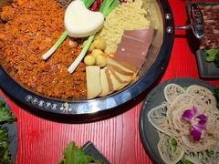 -谭鸭血老火锅(图书馆店)