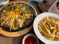 照烧肥牛披萨-自在逸舍·简餐下午茶