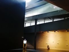 -知美术馆