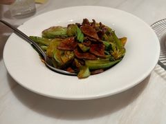 菜梗炒猪肝-菲乐餐厅(三十年经营·湖滨路店)
