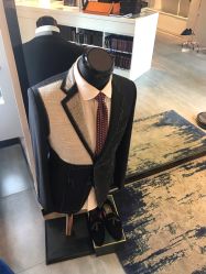 -优刻西服西装定制(金轮国际广场店)
