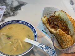 -聚友斋(陶瓷琉璃馆水晶街店)