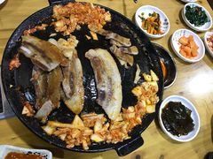 -故乡家韩国料理(丹东街店)