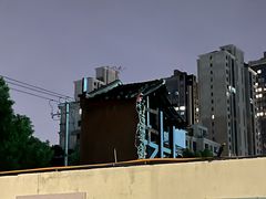 -极限PLAY运动娱乐新世界·团建派对表演休闲馆·室内高空游乐园