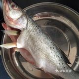 味道鲜美，营养丰富的清蒸鲈鱼