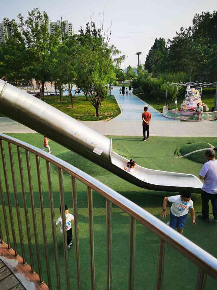 中央公园-"到固安玩,住在附近喜来登酒店,离中央公园.