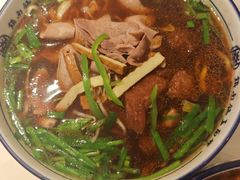 -镇南锅盖面馆(解放路店)