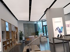 -华为授权体验店(龙湖礼嘉天街)