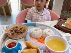 -水桶王国主题餐厅·聚会·生日派对·亲子活动·家庭套餐(亚龙湾希尔顿店)