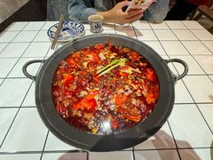 -旧街市鲜货老火锅(大光路店)