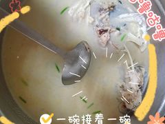 -雪湖煜辰鱼头老店(雪野湖店)