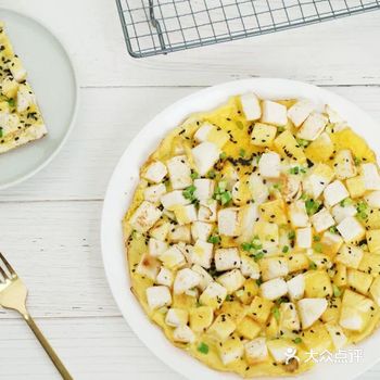 学会一道菜 馒头没吃完，就教宝宝们做一个馒头摊鸡蛋饼