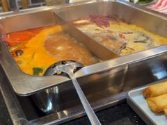 -百年川椒重庆老火锅(光谷店)