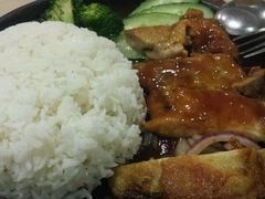 蜜椒铁板鸡扒饭-佰搭果·广式茶餐厅(西华路店)