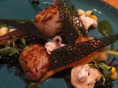 香煎扇贝配迷你混合海鲜-AZUL by FUEL蓝色·法式酒馆(琶醍店)