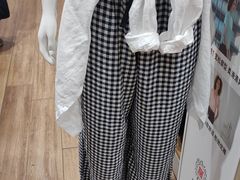 -优衣库(青岛伟东乐客城店)