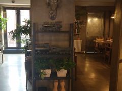 -HIGH FIVE哈福手工汉堡(桂林路店)