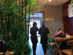 -万记麻辣烫国展总店