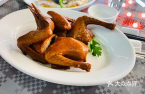 Tangerine Peel Braised Pigeon