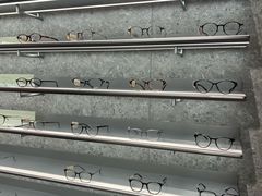 -MUJOSH木九十眼镜(月星环球港B1店)