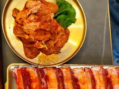 -围炉肉舍•炭烤活鳗•丹东海鲜烤肉(步行街店)