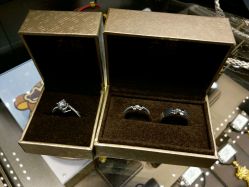 -六福珠寶(苏州人民商场店)