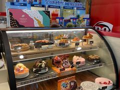 -DQ·蛋糕·冰淇淋(大宁国际商业广场店)