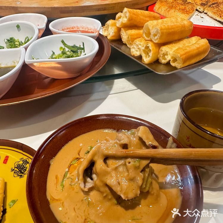 人均50就能吃地道铜火锅涮羊肉吃到撑！！