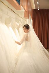 -派丽莫Pellimo原创设计婚纱品牌