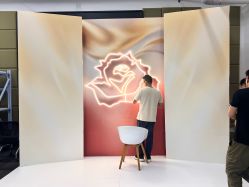 -鲸舞气球派对·宝宝宴·十岁生日布置·轻奢品牌形象店