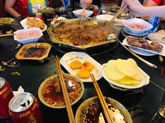 -九尺赵老四鲜鹅肠火锅