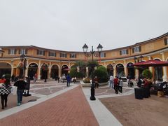 -佛罗伦萨小镇广佛名品奥特莱斯(疏港路店)