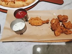 -必胜客(仲盛商城王安宇主题店)