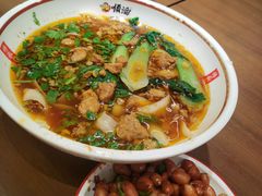 -顺溜·手工刀削面·黑金店(铜锣湾店)