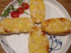 -樱花里音乐餐吧·牛扒椰子鸡(东圃店)