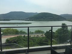-南北湖湖光山居度假酒店