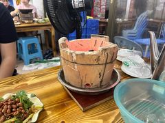 -雄伟美食(高沙中街店)