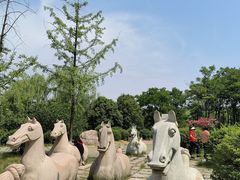 -鹦鹉寺公园