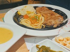 -豪客来牛排(成都锦江大融城店)