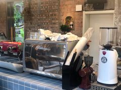 -腾爱熊猫咖啡生活馆(老东门店)