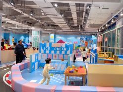 -利奥梦幻主题乐园(爱琴海购物公园店)