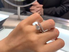 -Tiffany & Co.蒂芙尼
(广州太古汇店)