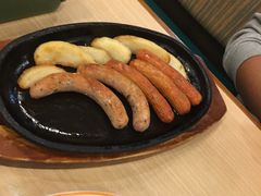 特色烤肠拼盘-萨莉亚意式餐厅(星海广场店)