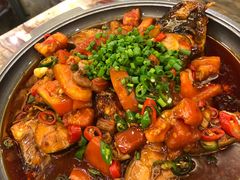 阳朔啤酒鱼-椿记烧鹅(叠彩店)