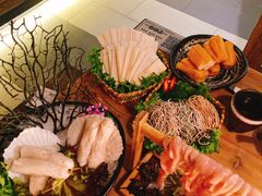 -湊湊火锅·茶憩(杭州湖滨银泰in77店)