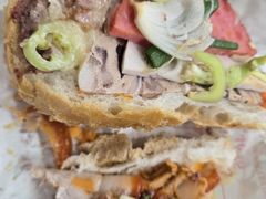 -Bánh Mì Huynh Hoa