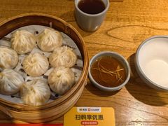 -馋三尺蟹粉小笼(人民广场店)