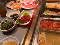 -芝小官毛肚火锅海鲜自助(苏州吴江区万宝店)