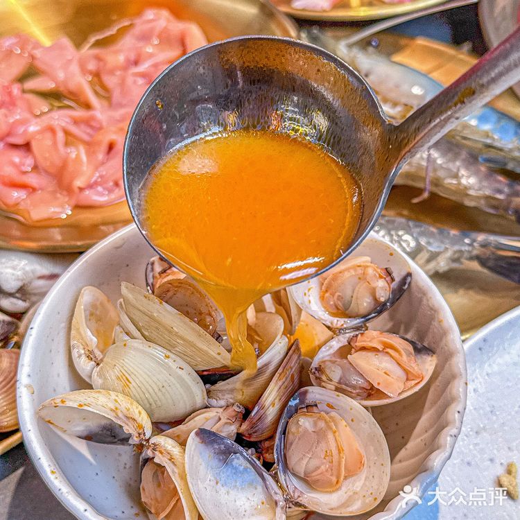 三鲜过海海鲜火锅丨主打看得见的新鲜🤩