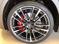 -上海保利玛莎拉蒂和阿尔法罗密欧(华翔路店)